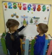 акция "Сохраним живую ёлочку!".